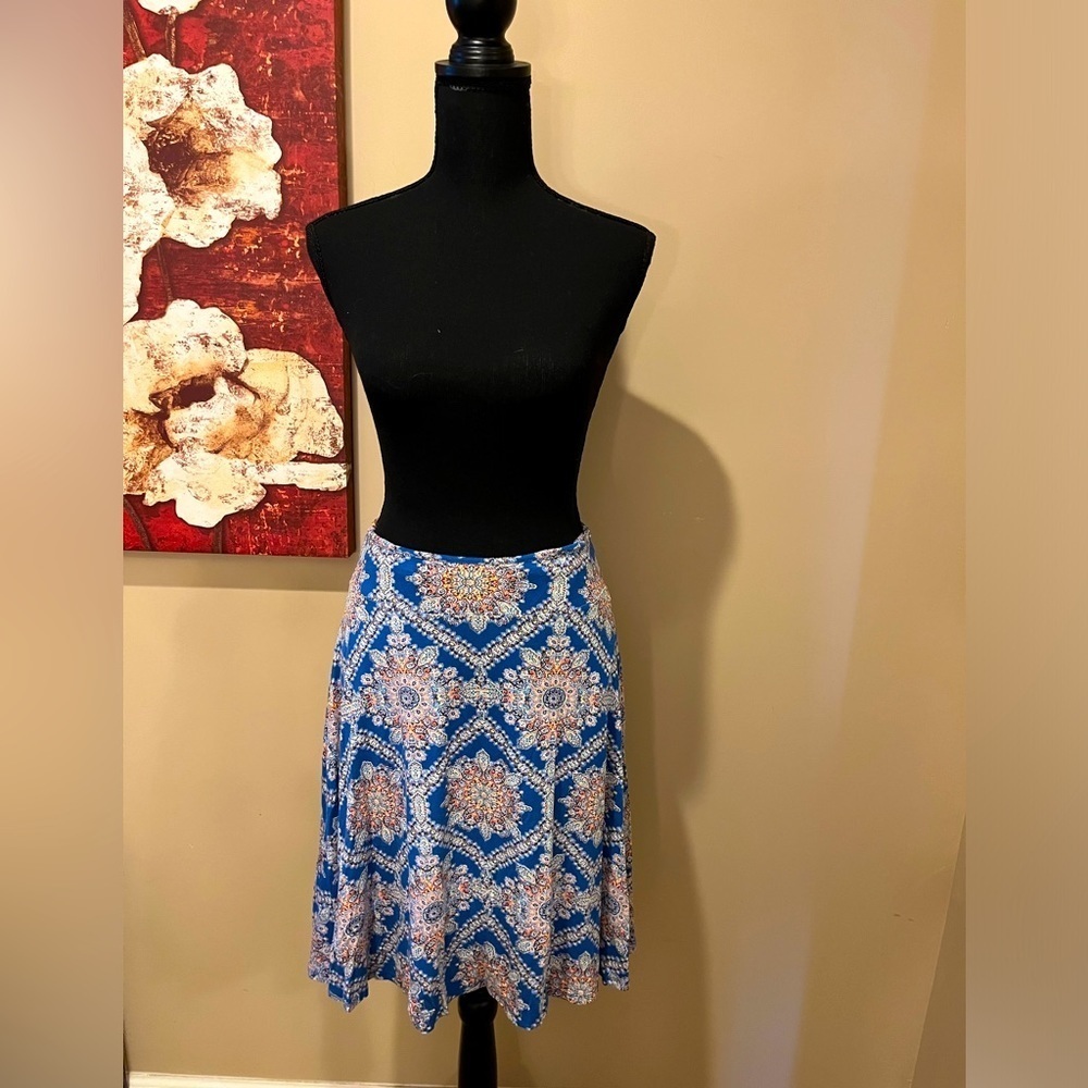 Renee C Jessica Printed Swing Skirt, size Small